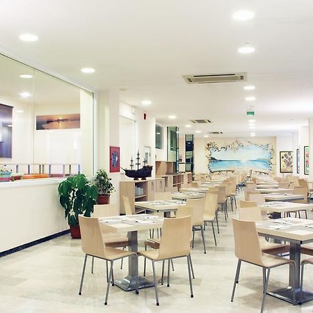 Hotel Major Cattolica Eksteriør bilde