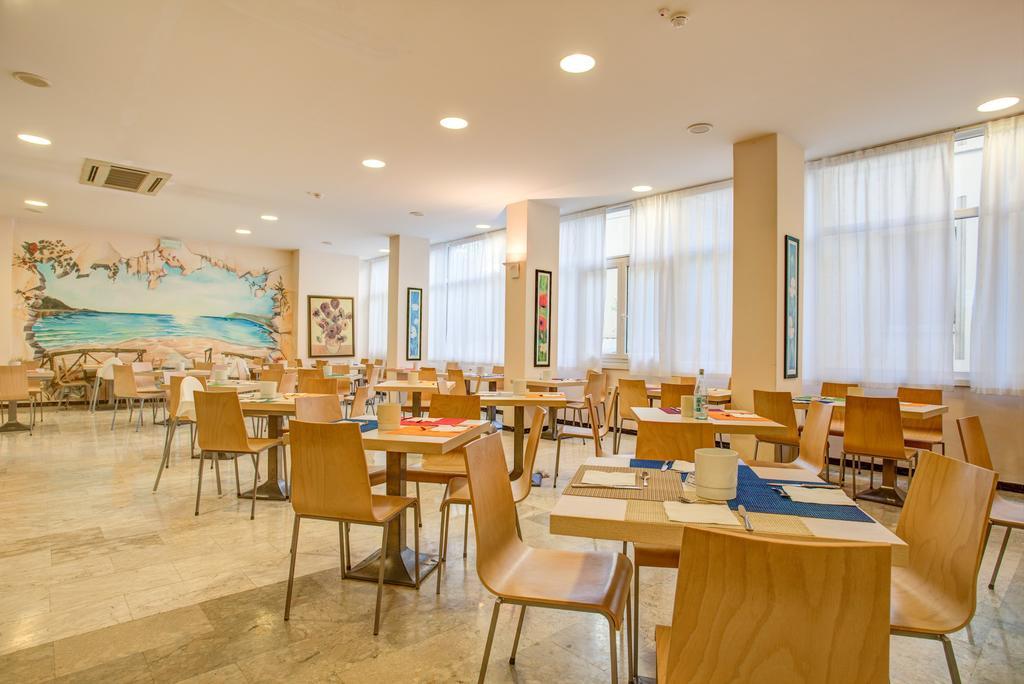 Hotel Major Cattolica Eksteriør bilde